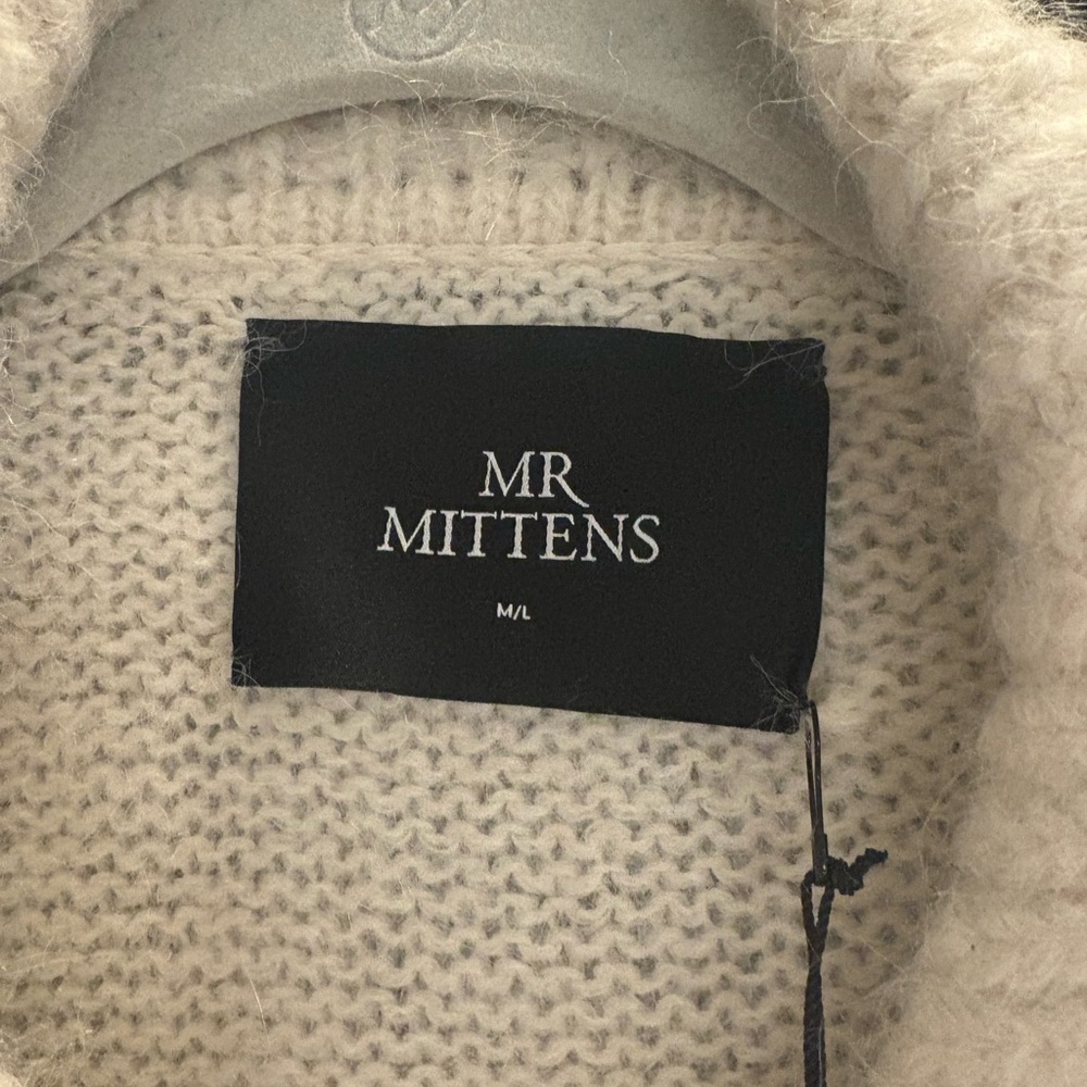 I Love Mr. Mittens Fuzzy Polo M/L Color: Mozzarella Nwt — image 6 of 7